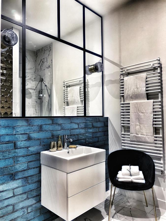Idylla Apartamenty W Sercu Wroclawia Na Ostrowie Tumskim Bagian luar foto
