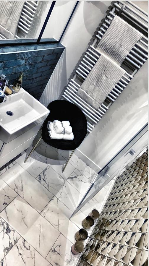 Idylla Apartamenty W Sercu Wroclawia Na Ostrowie Tumskim Bagian luar foto