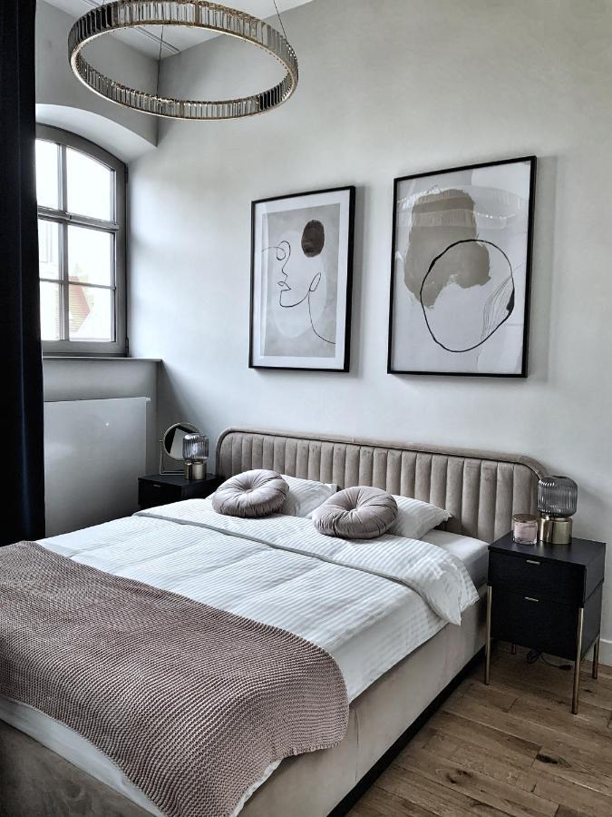 Idylla Apartamenty W Sercu Wroclawia Na Ostrowie Tumskim Bagian luar foto